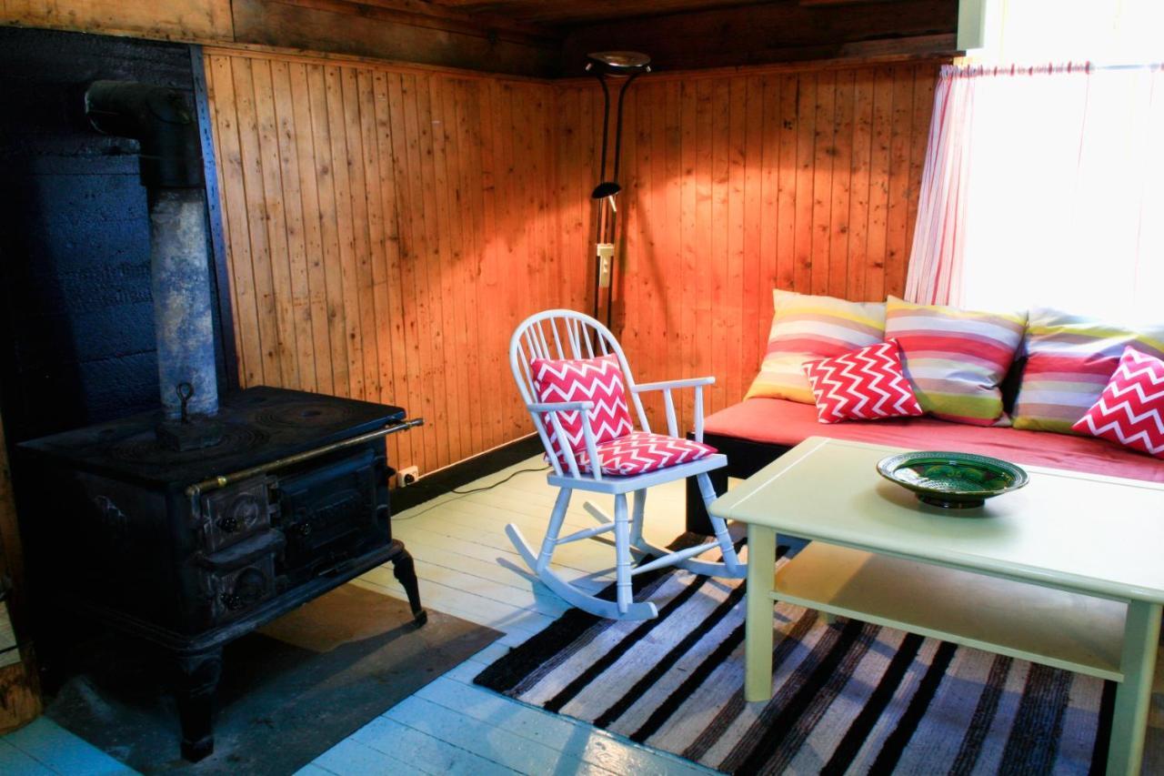 Kraemmervika Rorbuer - Rustic Cabins In Lofoten 발스타드 외부 사진